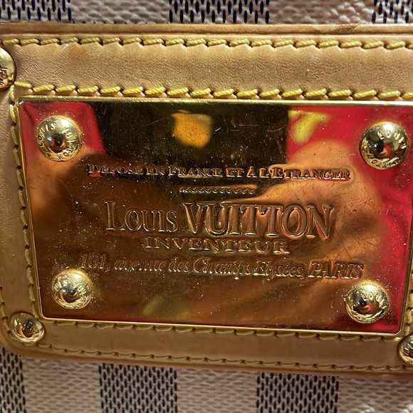Speedy white LV.purse - Picture 7 of 7
